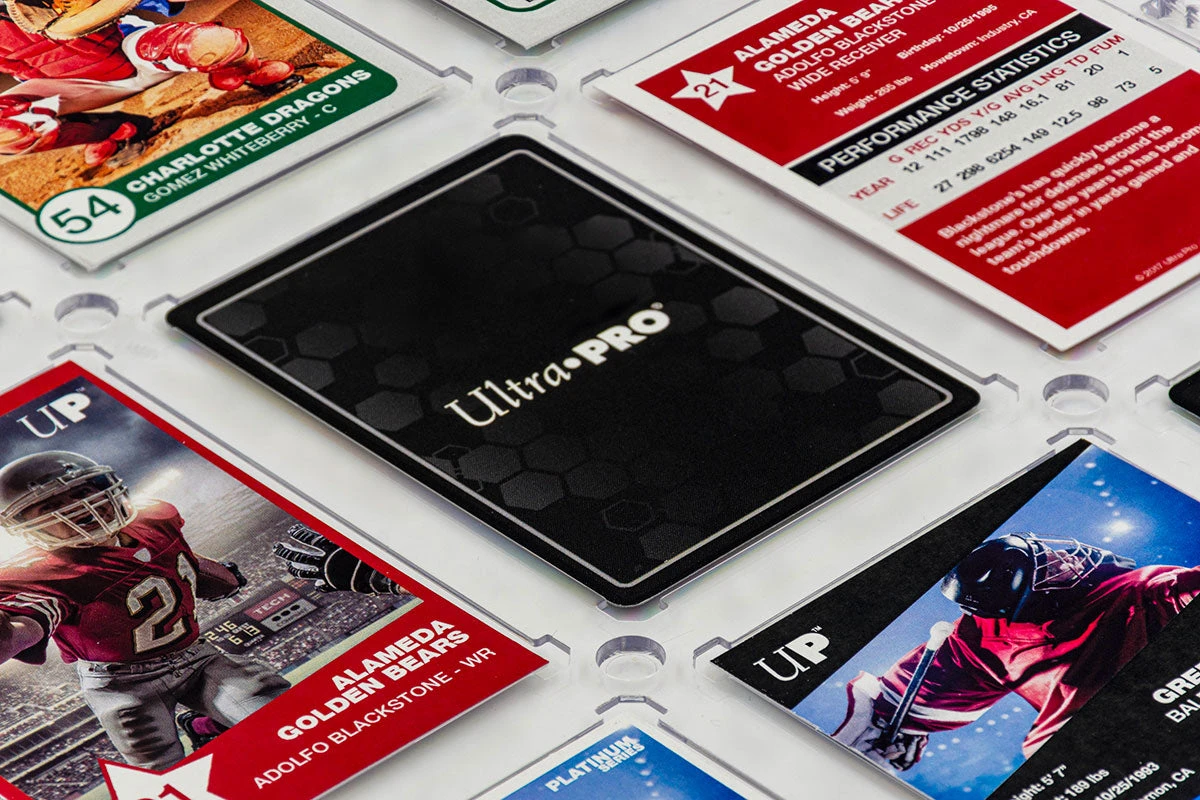 Ultra Pro 35PT 9-Card Black Border UV ONE-TOUCH Magnetic Holder 7 Ultra Pro 35PT 9-Card Black Border UV ONE-TOUCH Magnetic Holder - Image 5